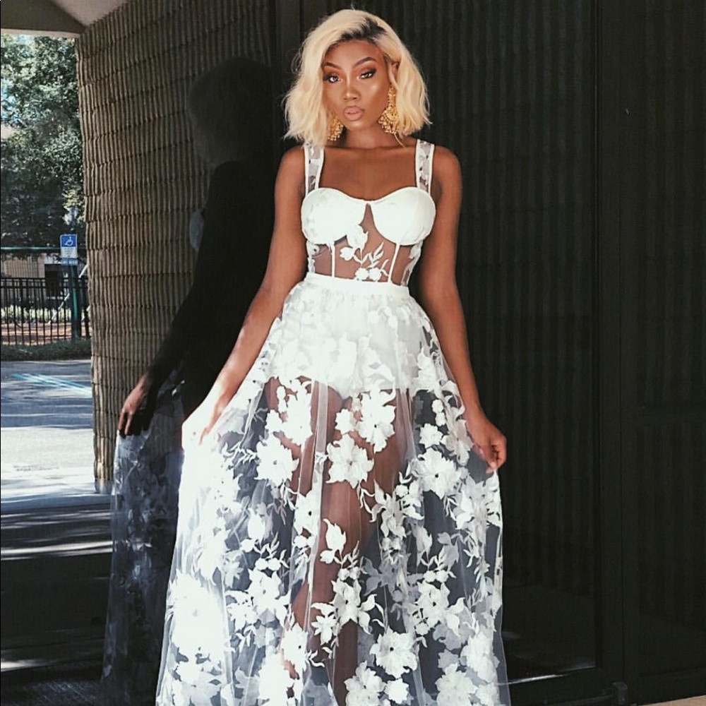 White Long Lace Dress